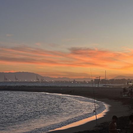 Apartament La Casa De La Playa Malaga Zewnętrze zdjęcie